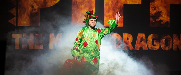 Piff the Magic Dragon - Las Vegas Magic Show